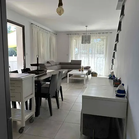 Case de vacanță Aphrodites Resident