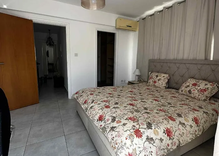 Aphrodites Resident *